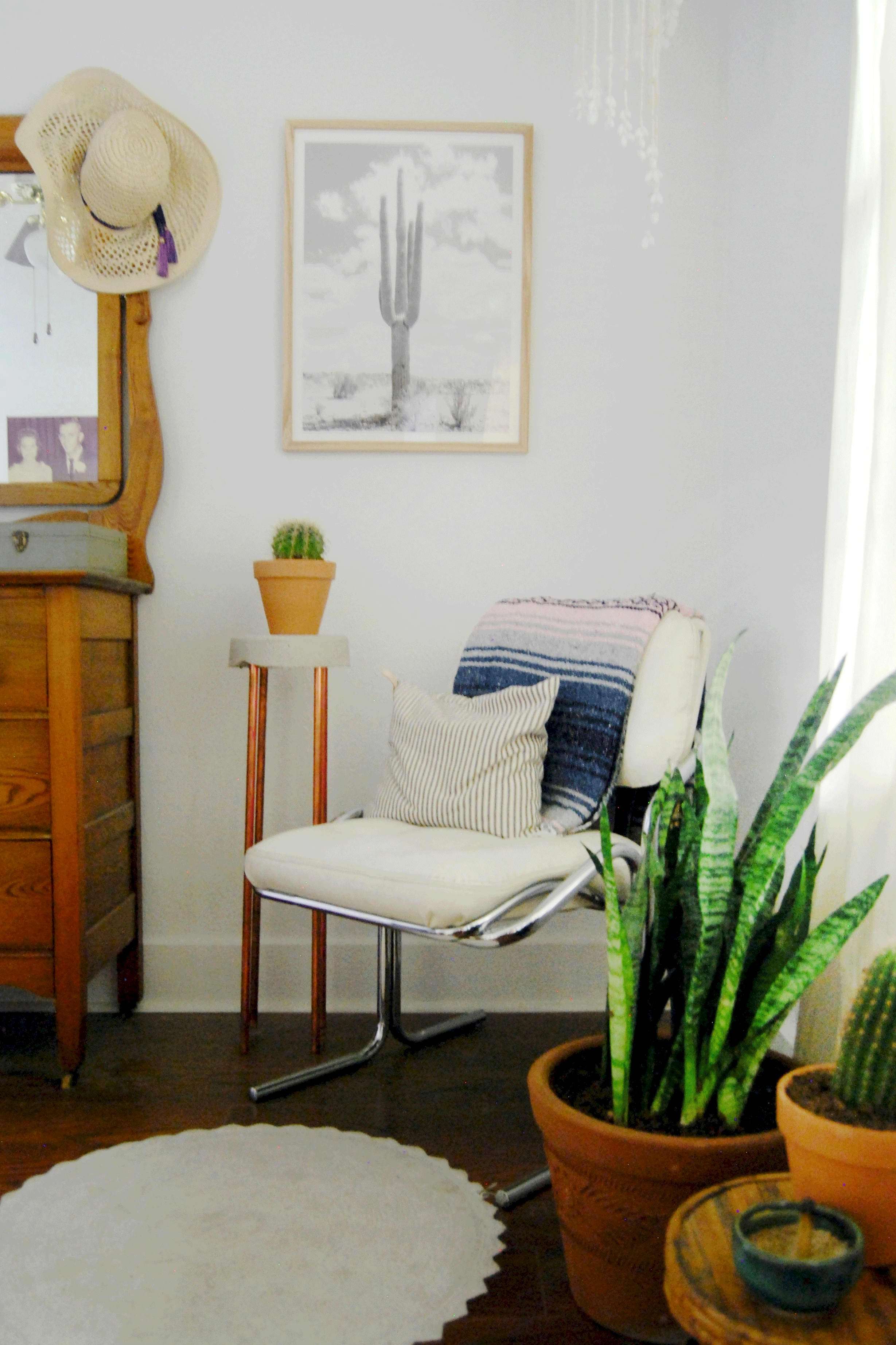 House Tour A Southwestern Shabby Chic Austin Apartment Apartment Therapy